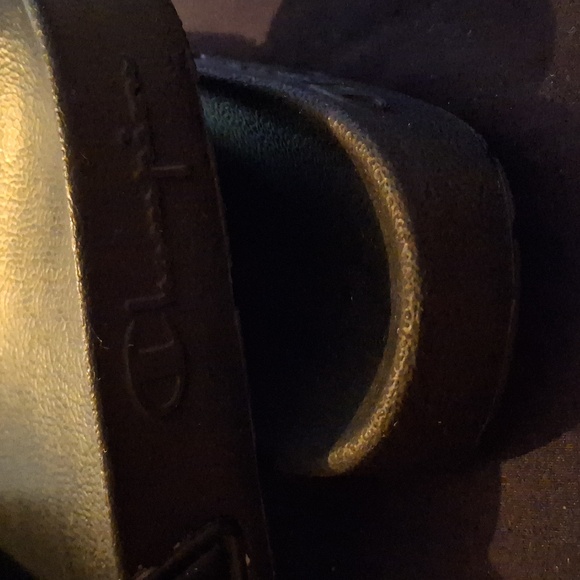 NWOT !!!Champion Black and Red Slide Sandals with Iconic Logo Boys Size 3 - Picture 3 of 5